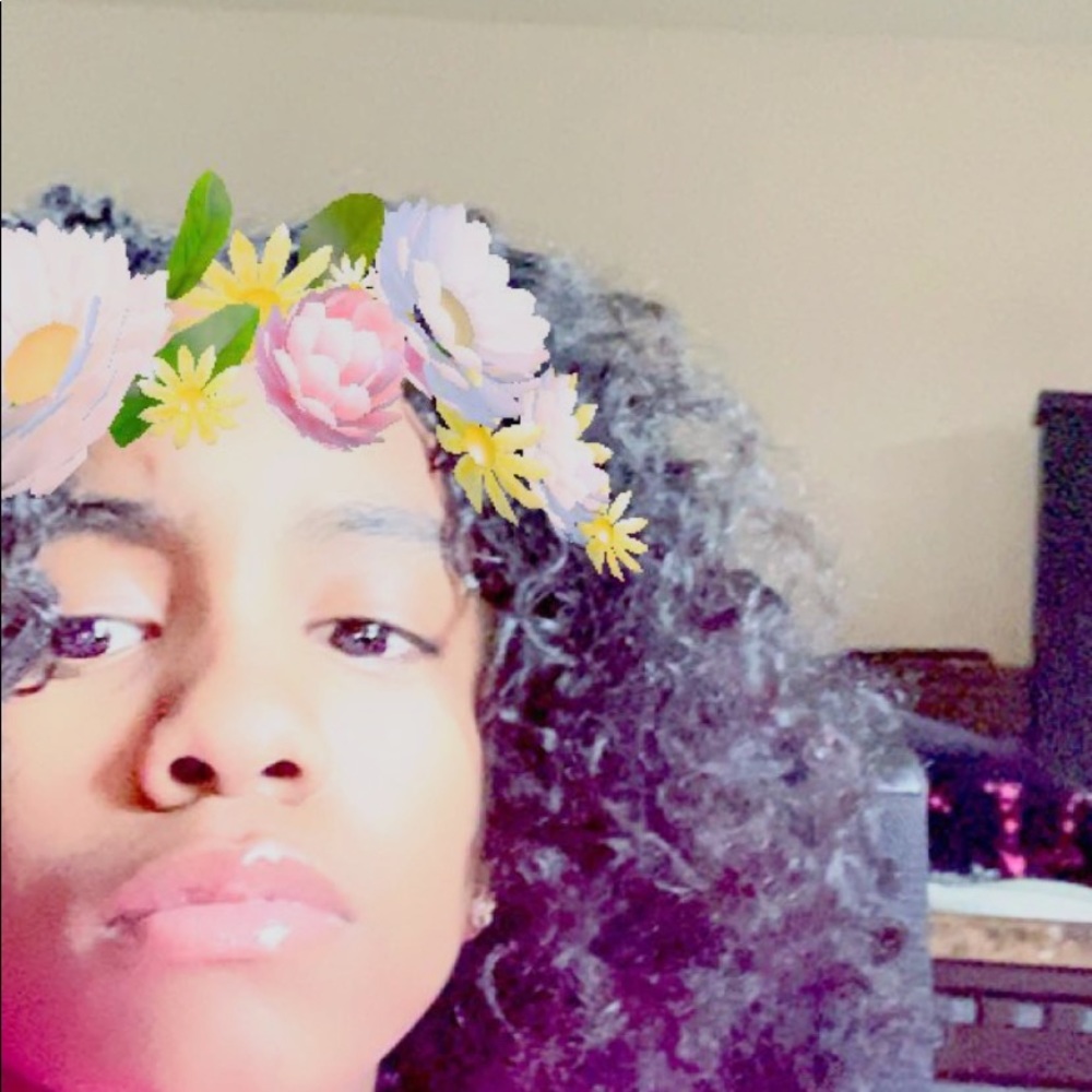 Meet your Posher, Aaniya